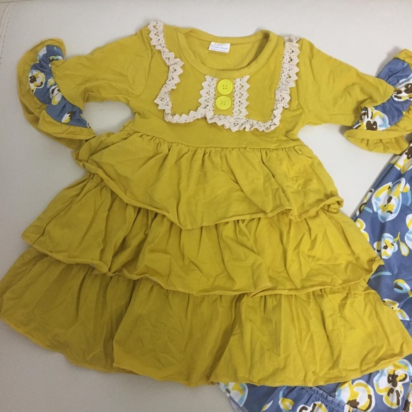 Floral Embroidered Ruffle Pants Set - Picture 4 of 8